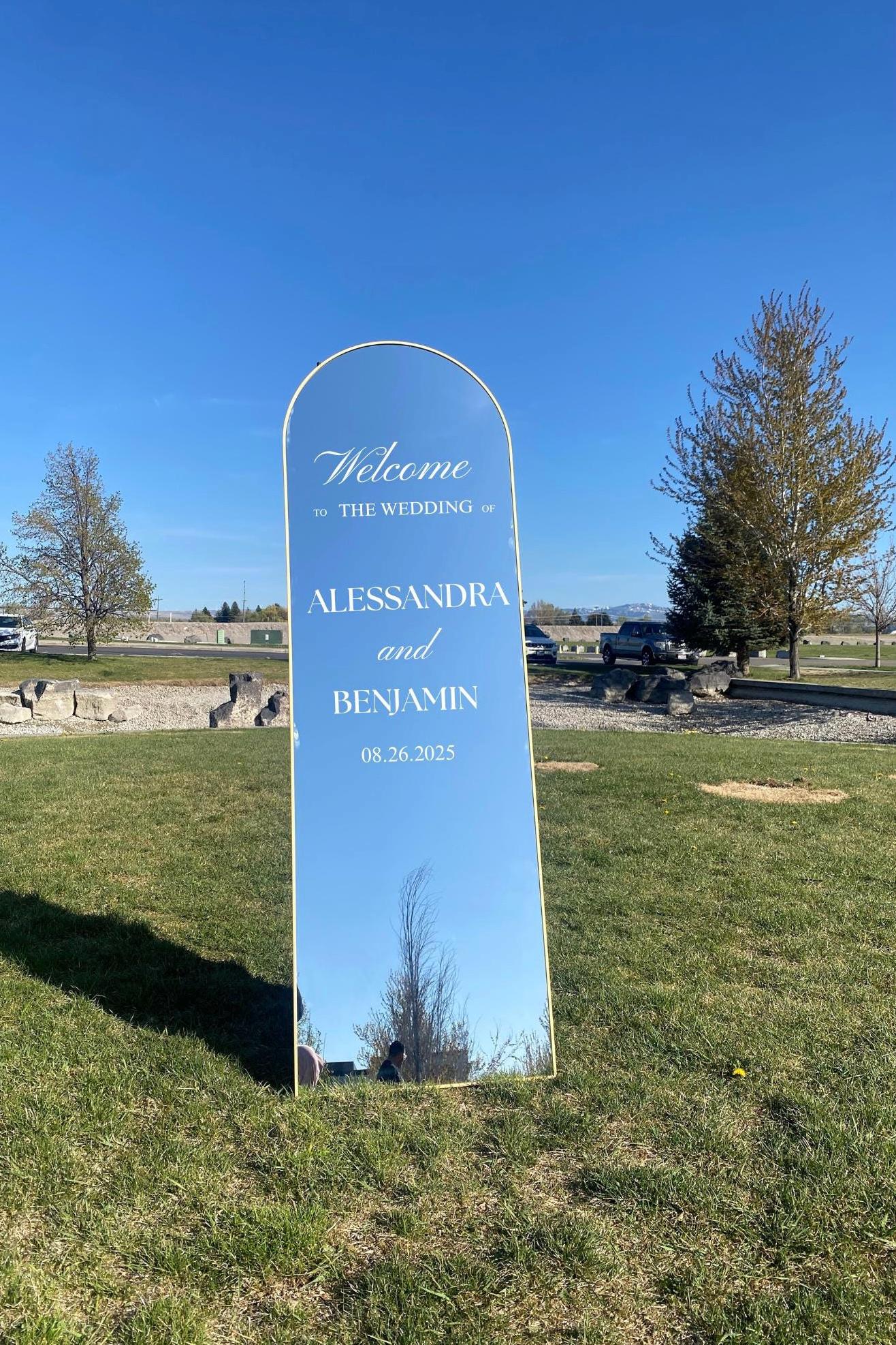 Welcome to the wedding of mirror - Mirror for weddings - Selfie mirrors at weddings - Wedding Welcome Sign - Welcome Morror - Welcome Sign