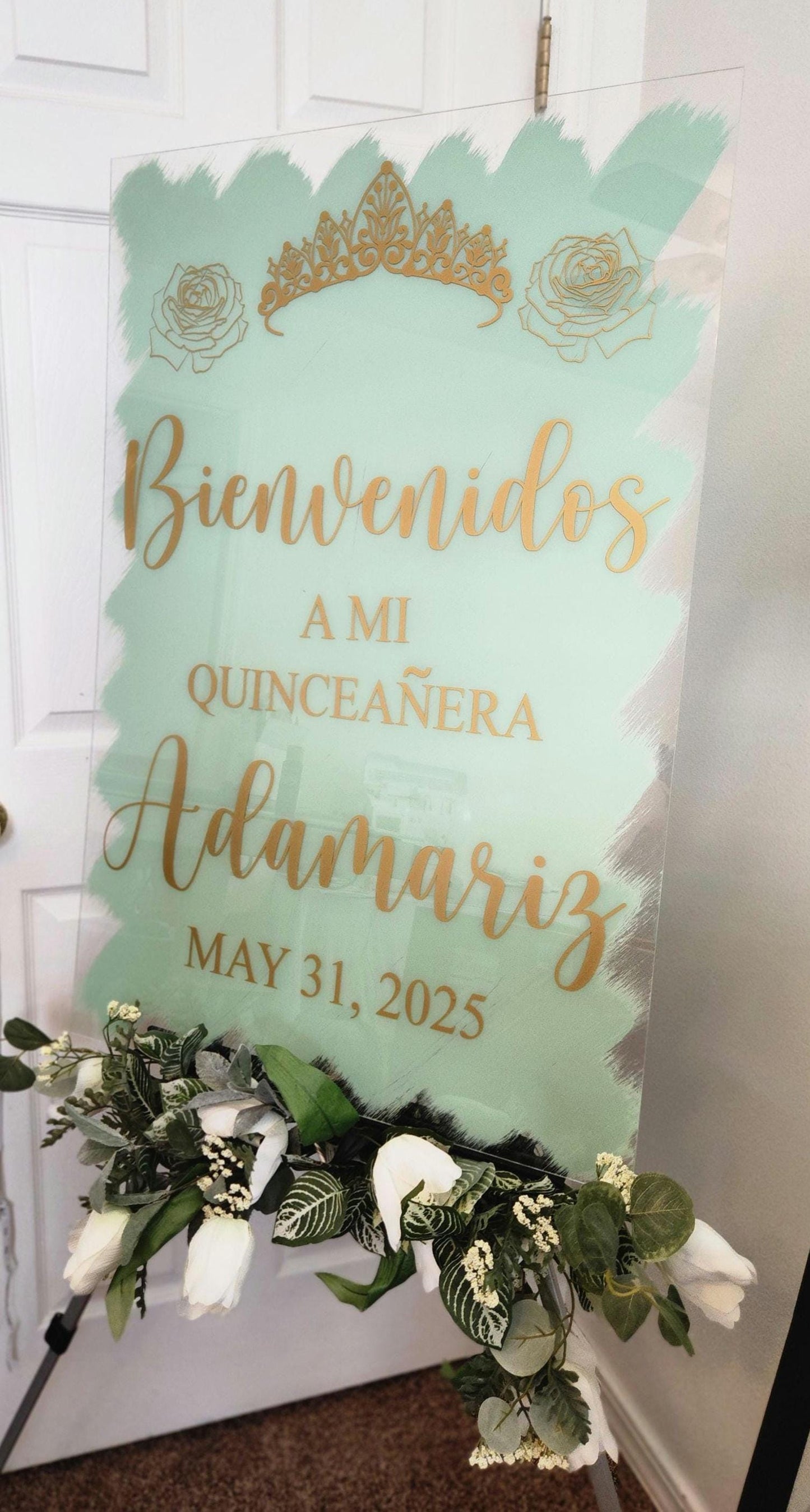Bienvenidos Ami quinceañera sigs,  Quinceañera sign, Welcome acrylic sign, Custom made welcome sign